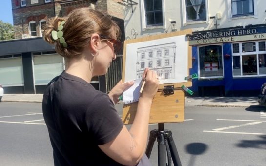 Artist draws pub in Upper Norwood, London